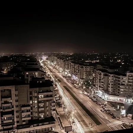 Apartment Sweet Homme